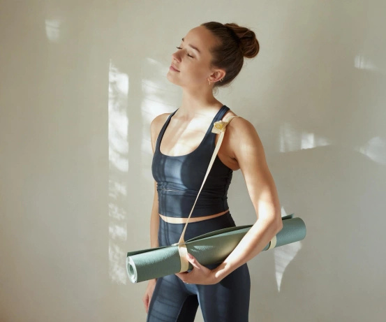 Podróżna mata do jogi Manduka eKO SuperLite Travel 1.5mm - Leaf Green 200cm