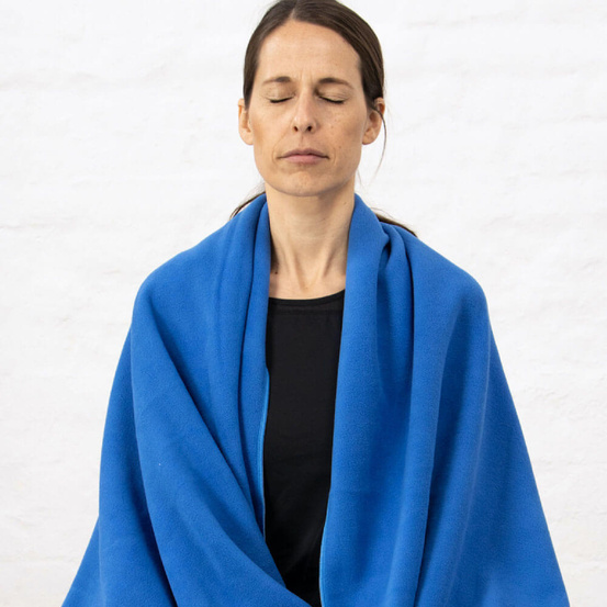 Koc do jogi Myga Fleece - niebieski