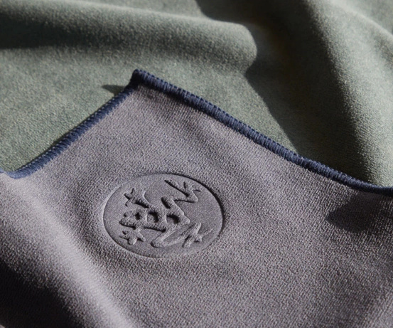 Ręcznik sportowy Manduka eQua Hand Towel - Acai