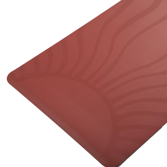 Mata do jogi Phoenix 4mm - Czerwona z wzorem wschodzącego słońca