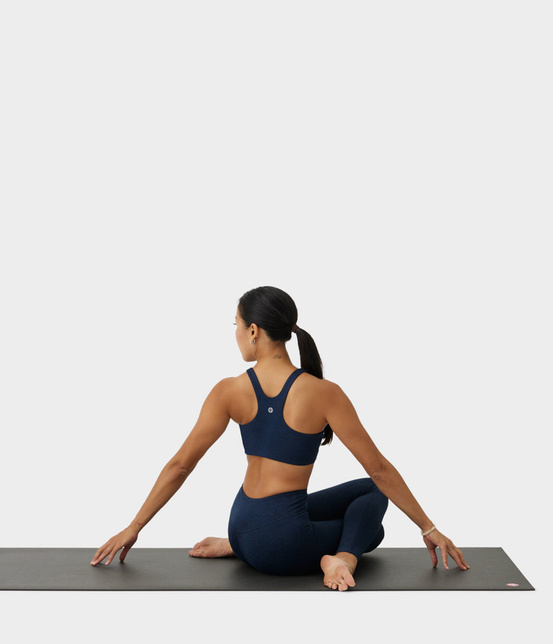 Biustonosz sportowy Manduka Dhara Scoop – Midnight Heather, rozmiar M