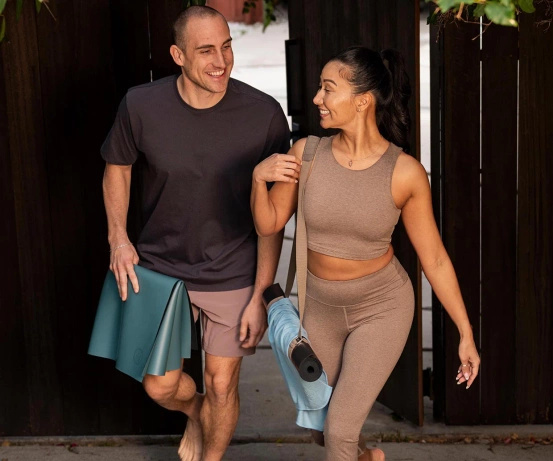 Manduka GRP Adapt Travel Mat 1,5mm - Carbon Black