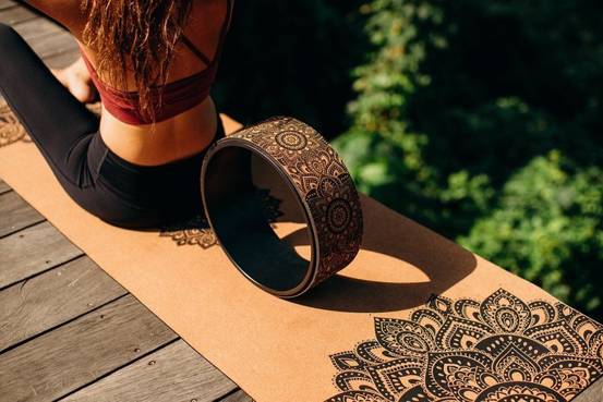 Koło do jogi Yoga Design Lab - Cork Mandala Black